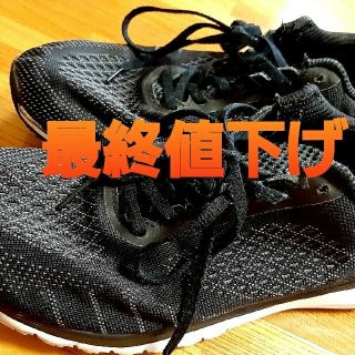 リーボック(Reebok)の【coco様専用】Reebok　スポーツシューズ　27.5(シューズ)