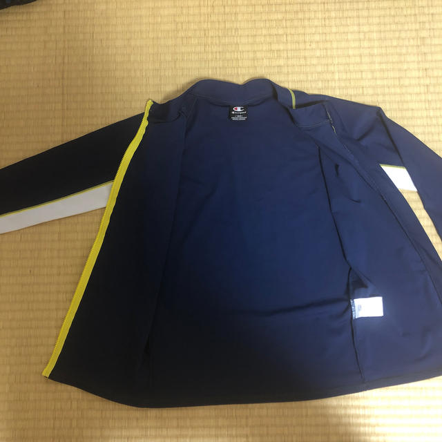 Champion(チャンピオン)の「tiriba様専用」ラッシュガード キッズ/ベビー/マタニティのキッズ服男の子用(90cm~)(水着)の商品写真