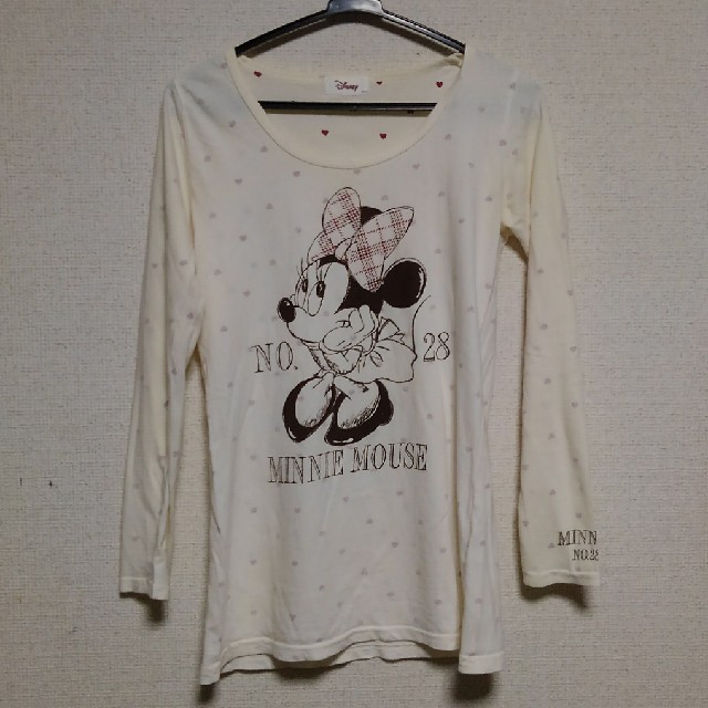 Disney(ディズニー)のDisney ミニー長袖Tシャツ レディースのトップス(Tシャツ(長袖/七分))の商品写真