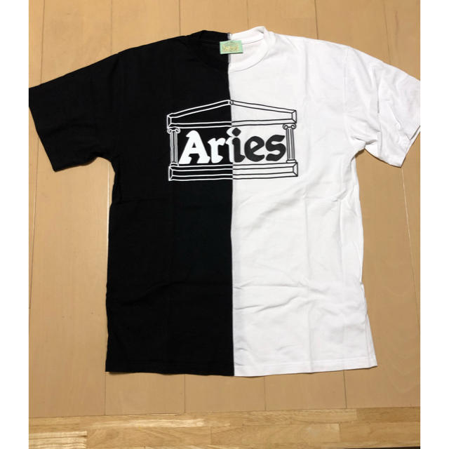 aries(アリエス)のAries Tシャツ メンズのトップス(Tシャツ/カットソー(半袖/袖なし))の商品写真