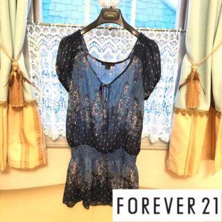 フォーエバートゥエンティーワン(FOREVER 21)の（size M）新品 ☆ ブラウス(シャツ/ブラウス(半袖/袖なし))