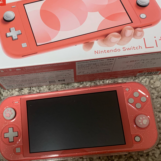 Nintendo Switch LITE コーラル