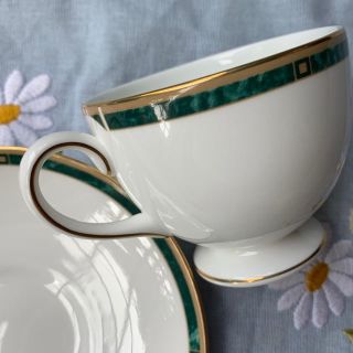 再度お値下げ！Wedgwood コーヒーカップ2客&小皿2枚セット　箱入り新品