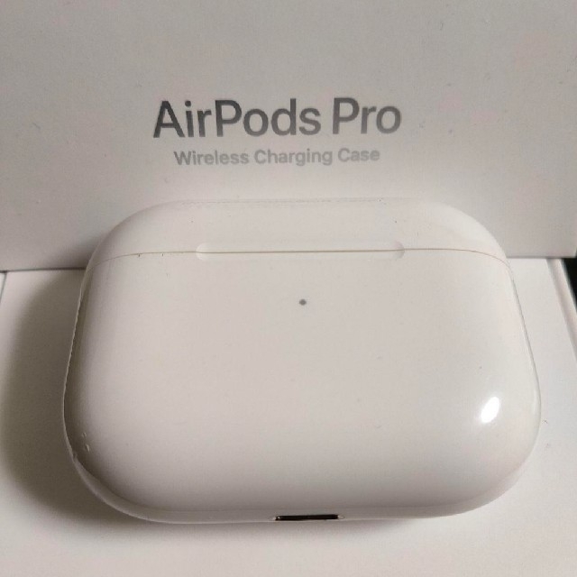 Apple - AirPods Pro エアーポッズプロ 充電ケースのみ 正規品 美品の通販 by みさきのお店｜アップルならラクマ