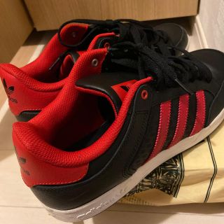 アディダス(adidas)のadidas スニーカー　最終値下げ！(スニーカー)