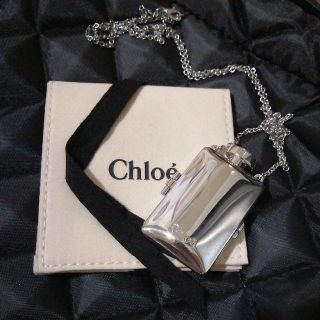 クロエ(Chloe)のお値下げ☆Chloe　練り香水ネックレス(香水(女性用))