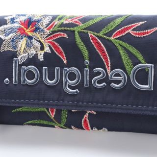 デシグアル(DESIGUAL)の新品✨タグ付き♪ デシグアル　刺繍がお洒落な財布　ブルー系　大幅お値下げ‼️(財布)