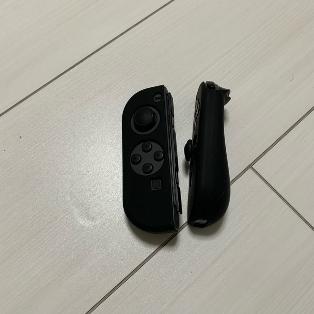 Nintendo Switch 旧型(JOY-CONカバー付けます)本体グレー