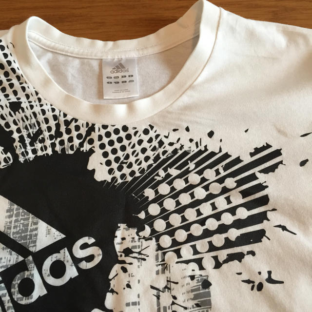 adidas(アディダス)のアディダス 白 メンズのトップス(Tシャツ/カットソー(半袖/袖なし))の商品写真