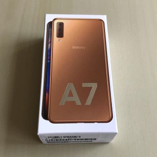 サムスン(SAMSUNG)のgalaxy A7 ゴールド(スマートフォン本体)