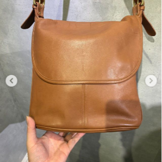 コーチ(COACH)のOLD COACH leather オールドコーチ ショルダーバッグ(ショルダーバッグ)