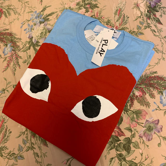 COMME des GARCONS(コムデギャルソン)の新品　コムデギャルソン  Tシャツ メンズのトップス(Tシャツ/カットソー(半袖/袖なし))の商品写真