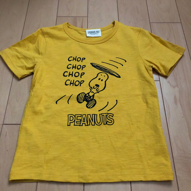 PEANUTS(ピーナッツ)のピーナッツ 新品未使用スヌーピー Tシャツ130 キッズ/ベビー/マタニティのキッズ服男の子用(90cm~)(Tシャツ/カットソー)の商品写真