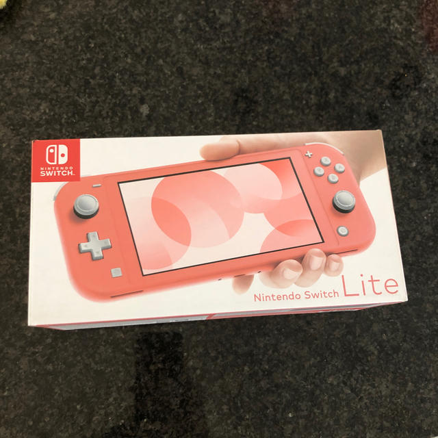 NINTENDO SWITCH LITE コーラル