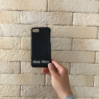 ミュウミュウ(miumiu)のiPhone7 miumiu  スマホケース(iPhoneケース)