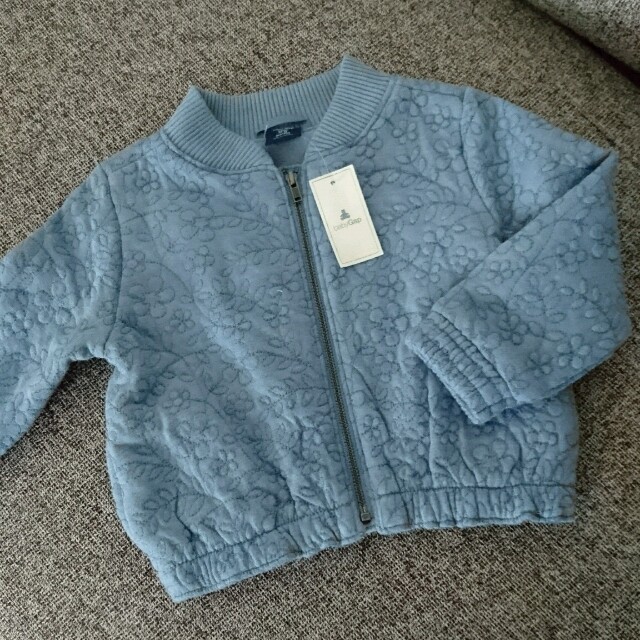 babyGAP(ベビーギャップ)のタグ付♡アウター キッズ/ベビー/マタニティのベビー服(~85cm)(ジャケット/コート)の商品写真