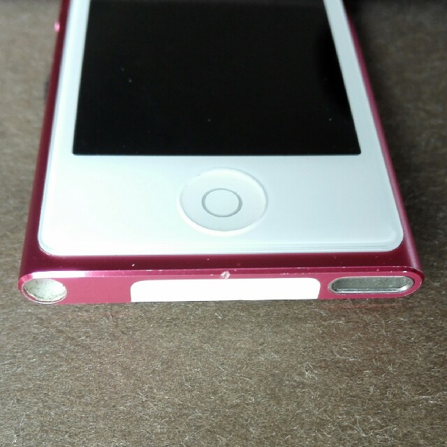 Apple(アップル)のiPod Model A1446 第７世代 ピンク スマホ/家電/カメラのオーディオ機器(ポータブルプレーヤー)の商品写真