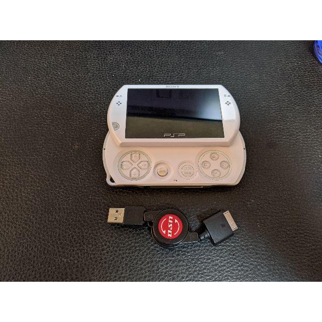 ゲームソフト/ゲーム機本体PSP go 本体　充電ケーブル