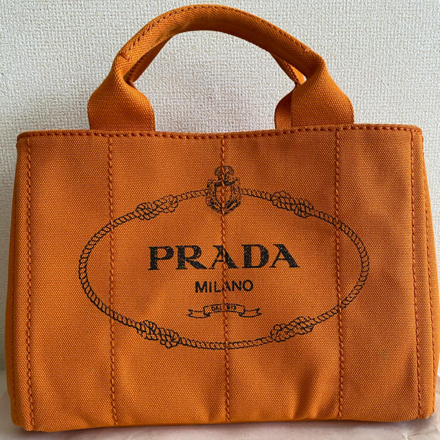 PRADA(プラダ)のchaaa様専用　PRADA カナパ レディースのバッグ(ハンドバッグ)の商品写真