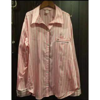 ヴィクトリアズシークレット(Victoria's Secret)の美品　Victoria’s Secret パジャマ Satin PJ set(パジャマ)