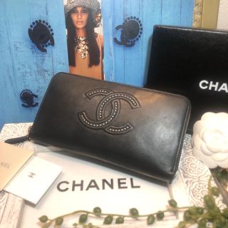 シャネル(CHANEL)の【美品❣️】20番台　シャネル　スタッズココマーク　ラウンドジップ　長財布(長財布)