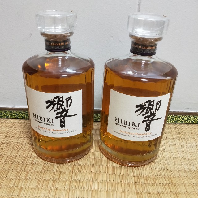 ウイスキー　サントリー　響　ノンエイジ　700ml　2本セット食品/飲料/酒