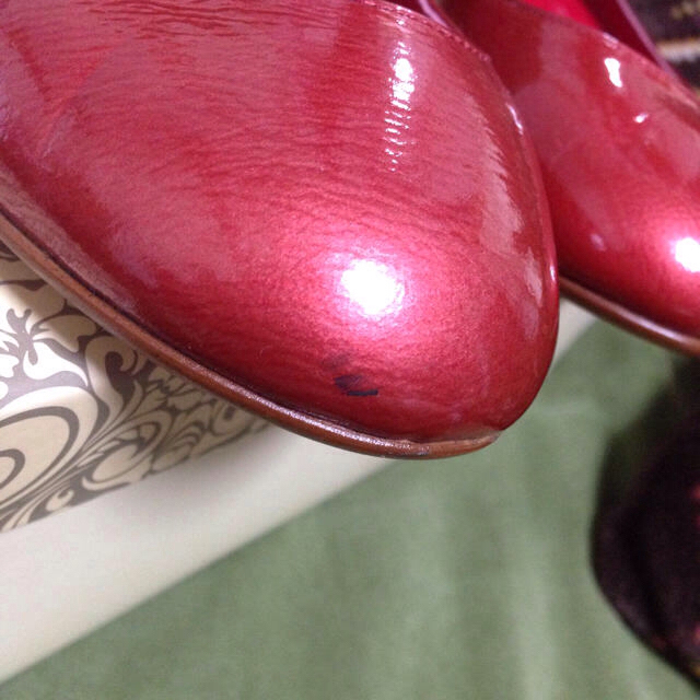 DIANA(ダイアナ)のフラット エナメル レッド レディースの靴/シューズ(ハイヒール/パンプス)の商品写真