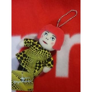 モマ(MOMA)のYAYOIKUSAMA草間彌生やよいちゃんプラッシュキーホルダーvo l.3(その他)