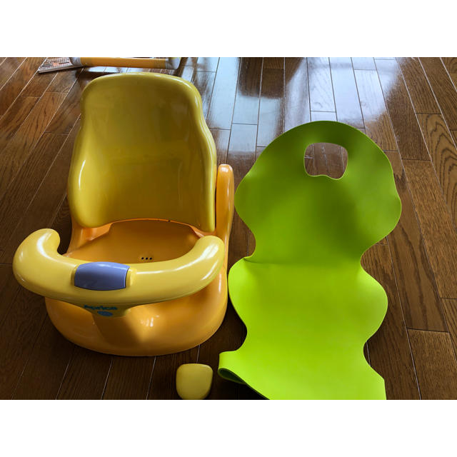 Aprica(アップリカ)のアップリカ　ベビーバスチェアー　新生児 キッズ/ベビー/マタニティのおもちゃ(お風呂のおもちゃ)の商品写真