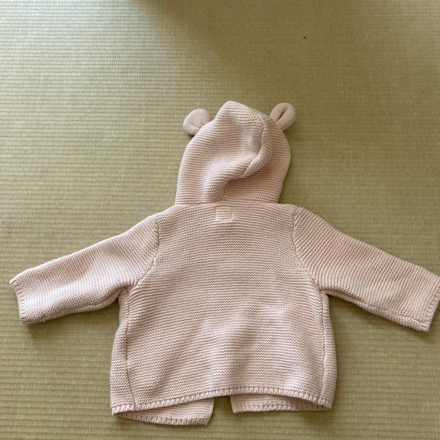 babyGAP(ベビーギャップ)のブラナンベアガーターセーター クマ耳パーカー GAP ピンク キッズ/ベビー/マタニティのベビー服(~85cm)(カーディガン/ボレロ)の商品写真