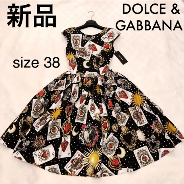 DOLCE&GABBANA(ドルチェアンドガッバーナ)の【新品、タグ付き】ドルチェ&ガッバーナ セイクリッドハートトランプ柄　ワンピース レディースのワンピース(ひざ丈ワンピース)の商品写真