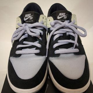 ナイキ(NIKE)のNIKE SB ZOOM DUNK LOW PRO  WOLF GREY(スニーカー)