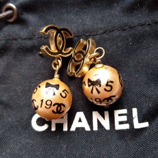 シャネル(CHANEL)の【CHANEL】ピアス【シャネル】(ピアス)