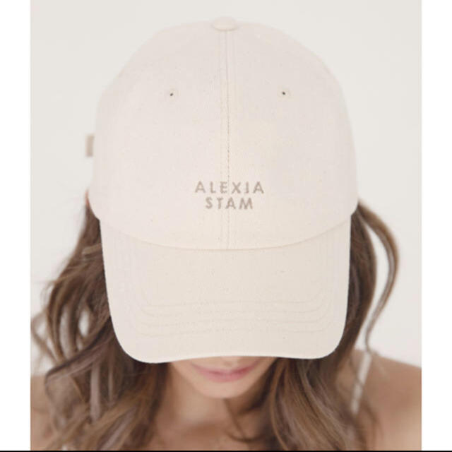 ALEXIA STAM(アリシアスタン)のアリシアスタン 新品タグ付き　即完‼️ Separated Logo Cap レディースの帽子(キャップ)の商品写真