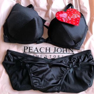 ピーチジョン(PEACH JOHN)の✨本日限定セール✨新品未使用✨ ピーチジョン PJ ハートブラ セット(ブラ&ショーツセット)