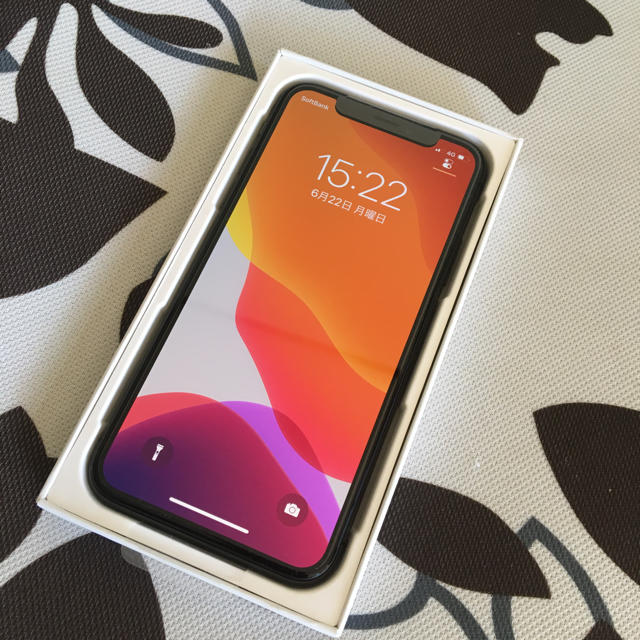 iPhone X 64GB SIMフリー 本体 - スマートフォン本体