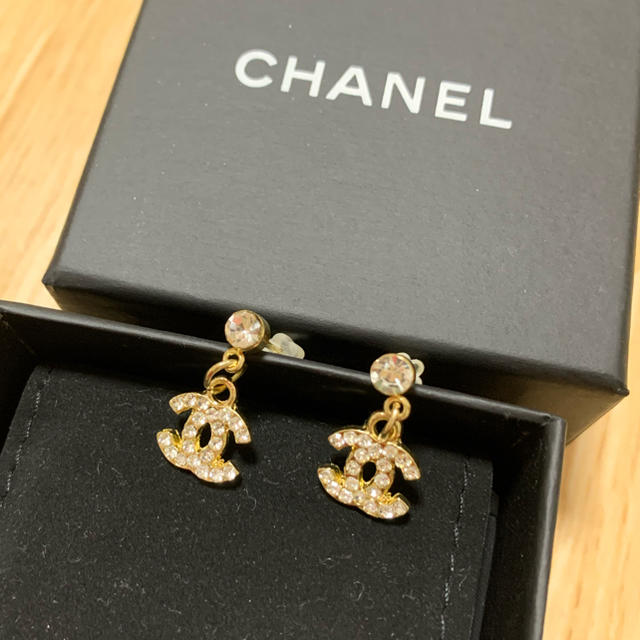 CHANEL ピアス