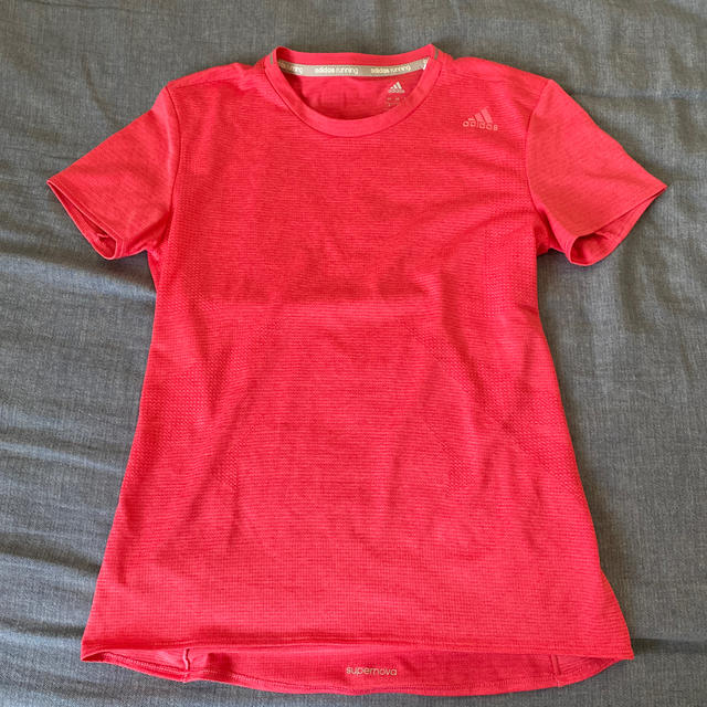 adidas(アディダス)のアディダス　Tシャツ スポーツ/アウトドアのアウトドア(その他)の商品写真