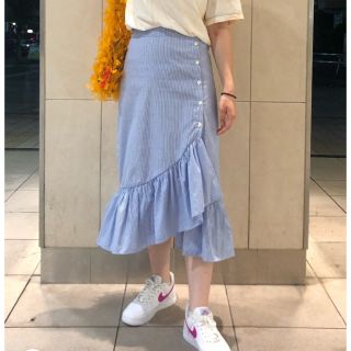 ザラ(ZARA)のZARAストライプマーメイドラインフリルスカートM(ロングスカート)