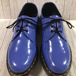 ドクターマーチン(Dr.Martens)の美品 ドクターマーチン☆☆パテントブルー☆☆３ホール(ローファー/革靴)