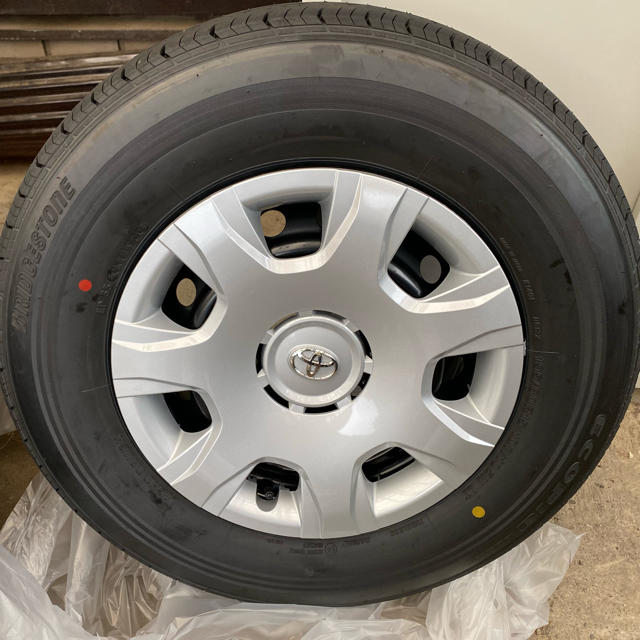ハイエース タイヤホイールセット 新車外し-
