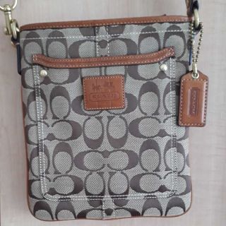 コーチ(COACH)のCOACH　コーチ　ショルダーバック(ショルダーバッグ)