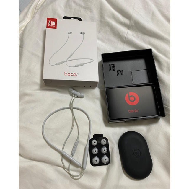 beats X シルバー