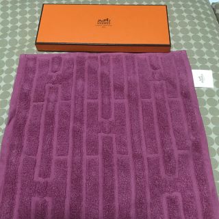 エルメス(Hermes)の新品タグ・箱付きHERMES  タオルハンカチ(タオル/バス用品)