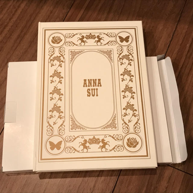 ANNA SUI(アナスイ)のアナスイ　手帳　スケジュール　2019 非売品　ダイアリー インテリア/住まい/日用品の文房具(カレンダー/スケジュール)の商品写真