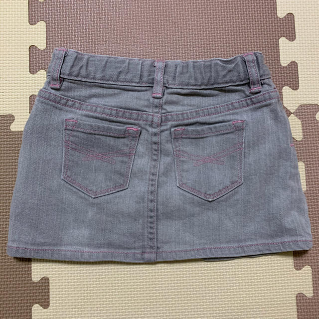 babyGAP(ベビーギャップ)のベビーギャップ　デニムスカート　100サイズ キッズ/ベビー/マタニティのキッズ服女の子用(90cm~)(スカート)の商品写真