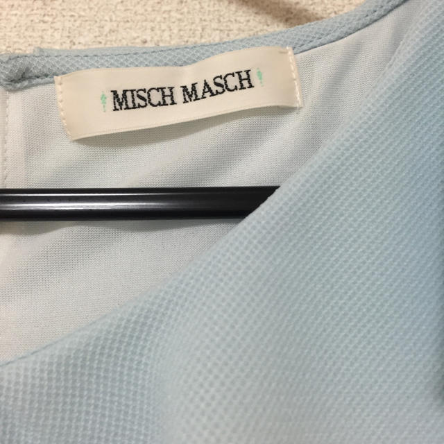 MISCH MASCH(ミッシュマッシュ)の美品   春夏用  フリルブラウス レディースのトップス(シャツ/ブラウス(半袖/袖なし))の商品写真