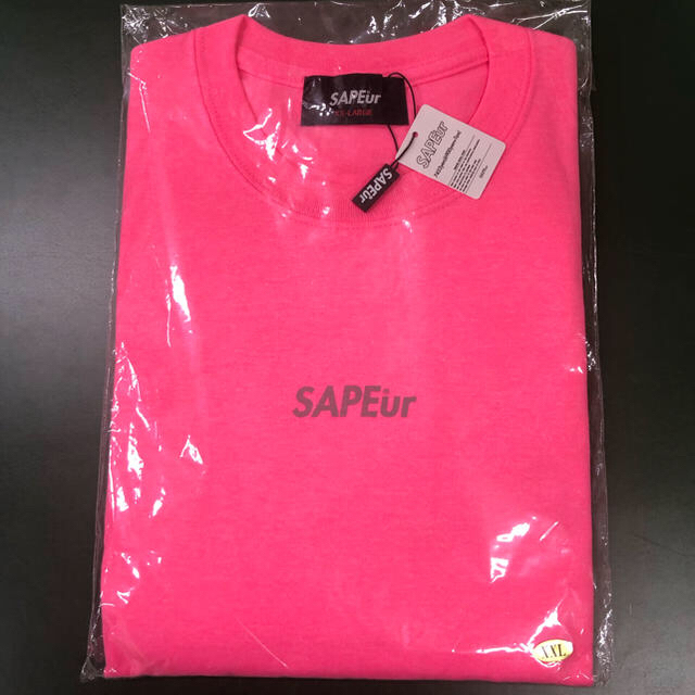 SAPEur COLOR-LOGO NEONPINK T-shirt メンズのトップス(Tシャツ/カットソー(半袖/袖なし))の商品写真