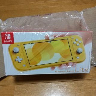 ニンテンドースイッチ(Nintendo Switch)のニンテンドー　Switch　Lite　イエロー(家庭用ゲーム機本体)