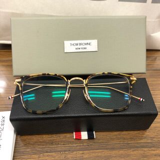 トムブラウン(THOM BROWNE)のTHOM BROWNE トムブラウン ウェリントンメガネ　新品(サングラス/メガネ)